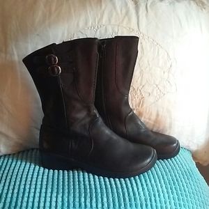 Keen Bern Baby Bern black boots size 8.5